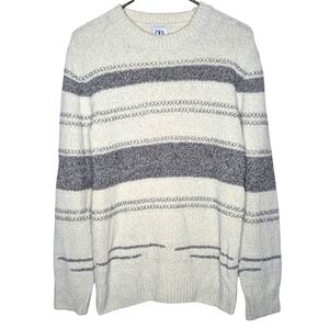 Zara Women's Crew Neck Cream Gray Striped Knit Winter Sweater Size Medium
